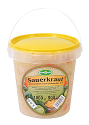 Sauerkraut mit Karotten nach polnischer Art "Kapusta Kwaszona" im Eimer