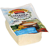 Fromage roumain "Telemea" affiné en saumure à base de lait de vache pasteurisé, 40% de matières grasses sur extrait sec.