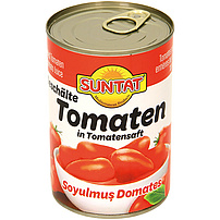 Geschälte Tomaten in Tomatensaft