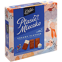 Schaumzuckerware "Ptasie Mleczko®Creamy" mit Sahnegeschmack in Milchschokolade, mit Zuckerdekor