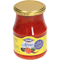 Paprika- und Auberginenzubereitung "Ajvar"